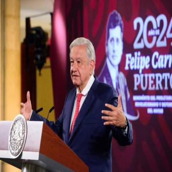 Sin comentarios, dice AMLO sobre nuevos comentarios de Ken Salazar, y minimiza sus advertencias