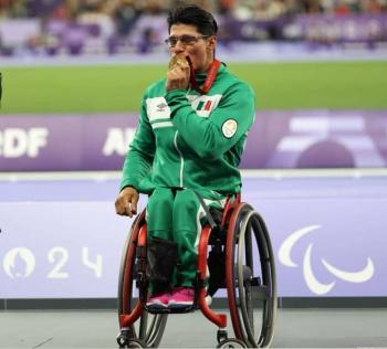 Juan Pablo Cervantes se regala medalla de oro en los Juegos Paral&iacute;mpicos Par&iacute;s 2024