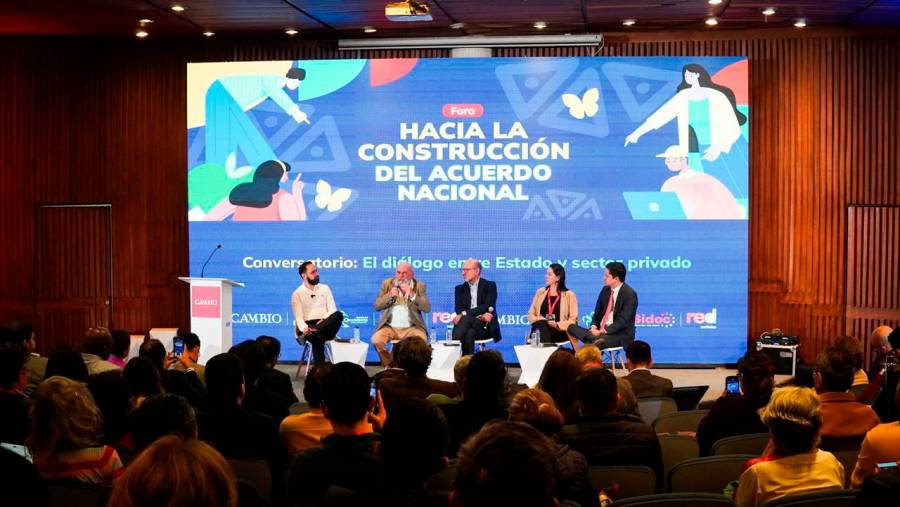 MinInterior convocó a sectores políticos y sociales a un Acuerdo Nacional por la paz y la democracia en Colombia