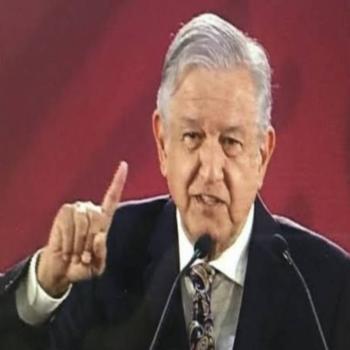 AMLO dice que en su gobierno les fue bien a banqueros con 272 mil millones de utilidades