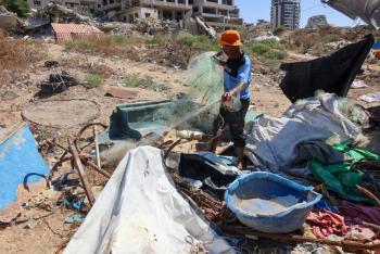 Defensa civil de Gaza dice que 3 personas murieron en ataque israel&iacute; a escuela