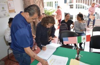 Gobierno estatal ha entregado m&aacute;s de 500 pasaportes americanos en tres a&ntilde;os