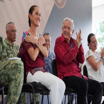 AMLO contento con entregar banda presidencial a Sheinbaum; y ya luego &eacute;l se va a su hamaca a Palenque, dice