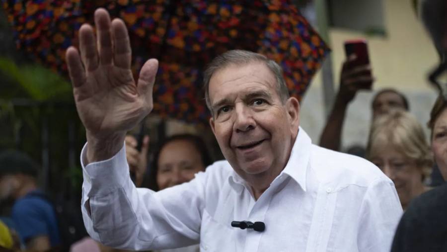 Edmundo Gonz&aacute;lez Urrutia, excandidato presidencial de Venezuela, se exilia en Espa&ntilde;a