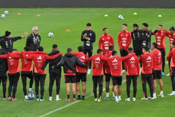 Brasil visita Paraguay em busca de una victoria convincente nas Eliminat&oacute;rias