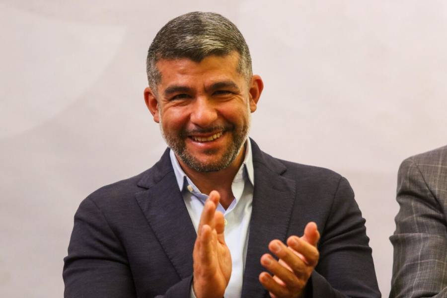 Mauricio Tabe propone agenda común para trabajar con Clara Brugada