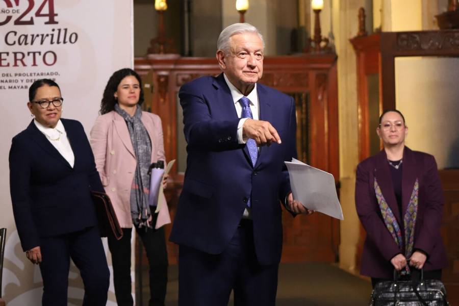 AMLO dice que Sheinbaum fue quien decidió a los titulares de Sedena y Semar