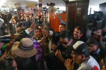 Reanudan discusi&oacute;n sobre la Reforma Judicial en el Senado tras irrupci&oacute;n de manifestantes