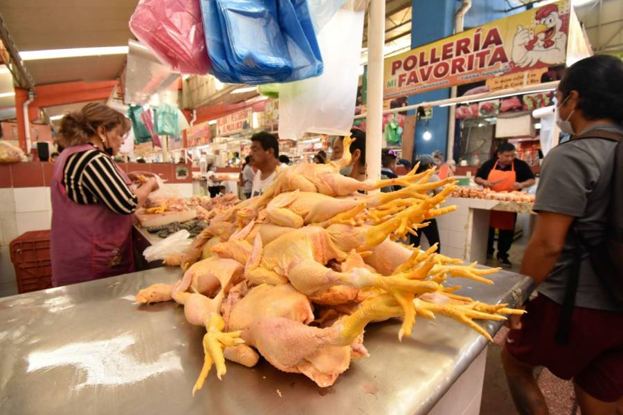 Triple homicidio en Tianguistenco: dueño y empleados de pollería ejecutados