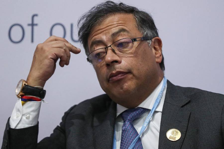 Petro presenta proyecto para reducir impuestos a empresas y financiar medidas sociales