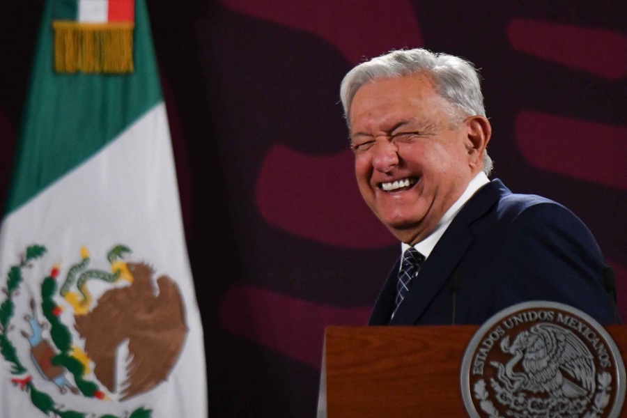 Hacen falta muchas reformas constitucionales, dice AMLO; con la 4T van 64 contra 493 del neoliberalismo