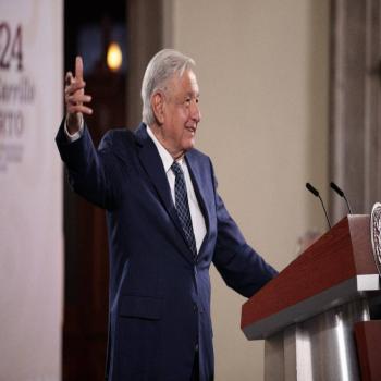 Somos una hermandad, dice AMLO sobre la 4T y resalta participaci&oacute;n de Sheinbaum para hacer realidad Reforma Judicial