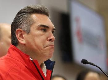 Reconocen expresidentes del PRI al INE, por invalidar reelecci&oacute;n de Alejandro Moreno