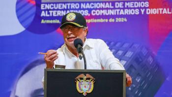 Una tercera parte de la pauta oficial debe ir a financiar a los medios alternativos, anuncia Petro