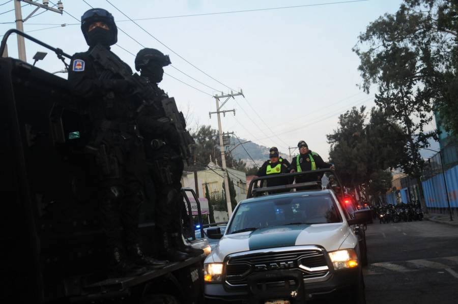 Mujer detenida en la Gustavo A. Madero tras el fallecimiento de su pareja luego de defenderse de ataque violento