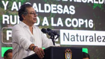 ‘Nosotros no le ponemos IVA a la sopa’: Petro