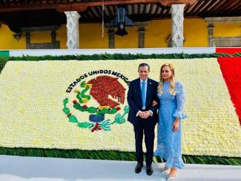 Coyoac&aacute;n inicia Fiestas Patrias con izamiento de bandera en el Jard&iacute;n Hidalgo