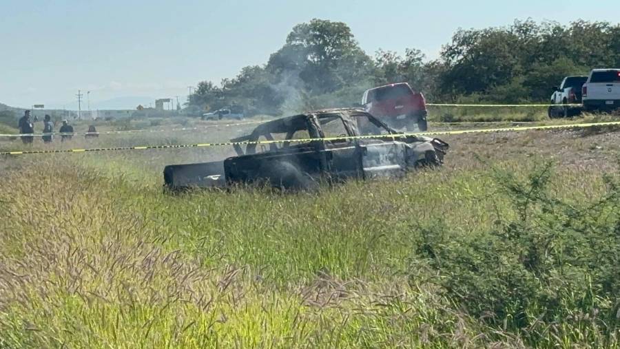 Hallan a ocho personas asesinadas en carretera de Chihuahua