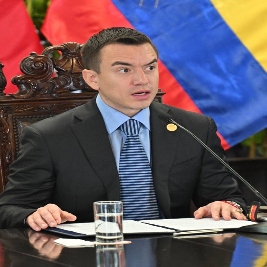 Noboa planteará reforma para permitir bases militares extranjeras en Ecuador