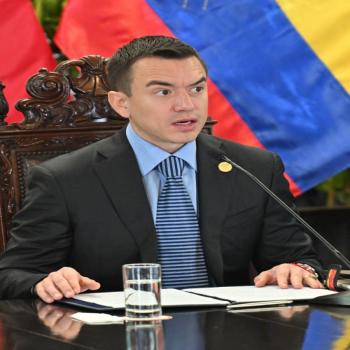 Noboa plantear&aacute; reforma para permitir bases militares extranjeras en Ecuador