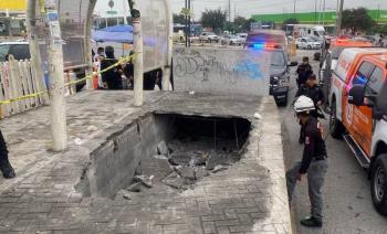 Accidente en estaci&oacute;n del Transmetro en Monterrey deja tres heridos