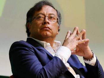 “Aqu&iacute; respetamos a las cortes, jam&aacute;s ver&aacute;n ustedes una interceptaci&oacute;n telef&oacute;nica”: Gustavo Petro