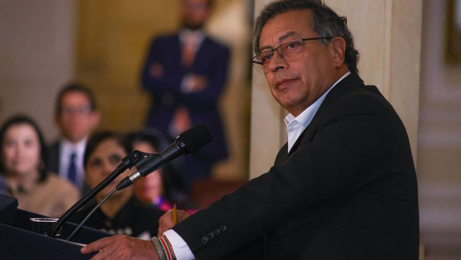 ‘Aquí respetamos a las cortes, jamás verán ustedes una interceptación telefónica’: Petro