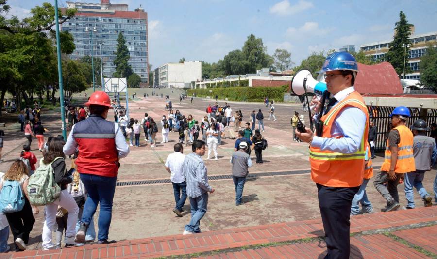 Simulacro sísmico en la Ciudad de México: evacuaciones y dificultades en el ejercicio