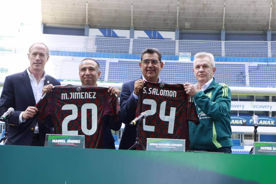 Gobernador asiste a anuncio del partido de preparación de la Selección Mexicana VS Valencia