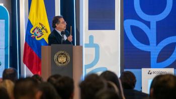Petro asegur&oacute; que la CREG debe cambiar normativamente para responderles a los usuarios de energ&iacute;a del pa&iacute;s