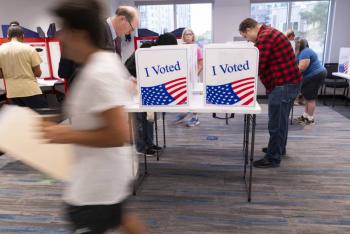Estadounidenses comienzan a votar en las elecciones presidenciales