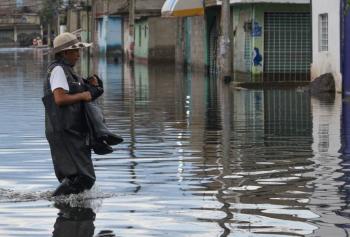 Inundaci&oacute;n vuelven a golpear Chalco:Damnificados en crisis tras nuevas lluvias