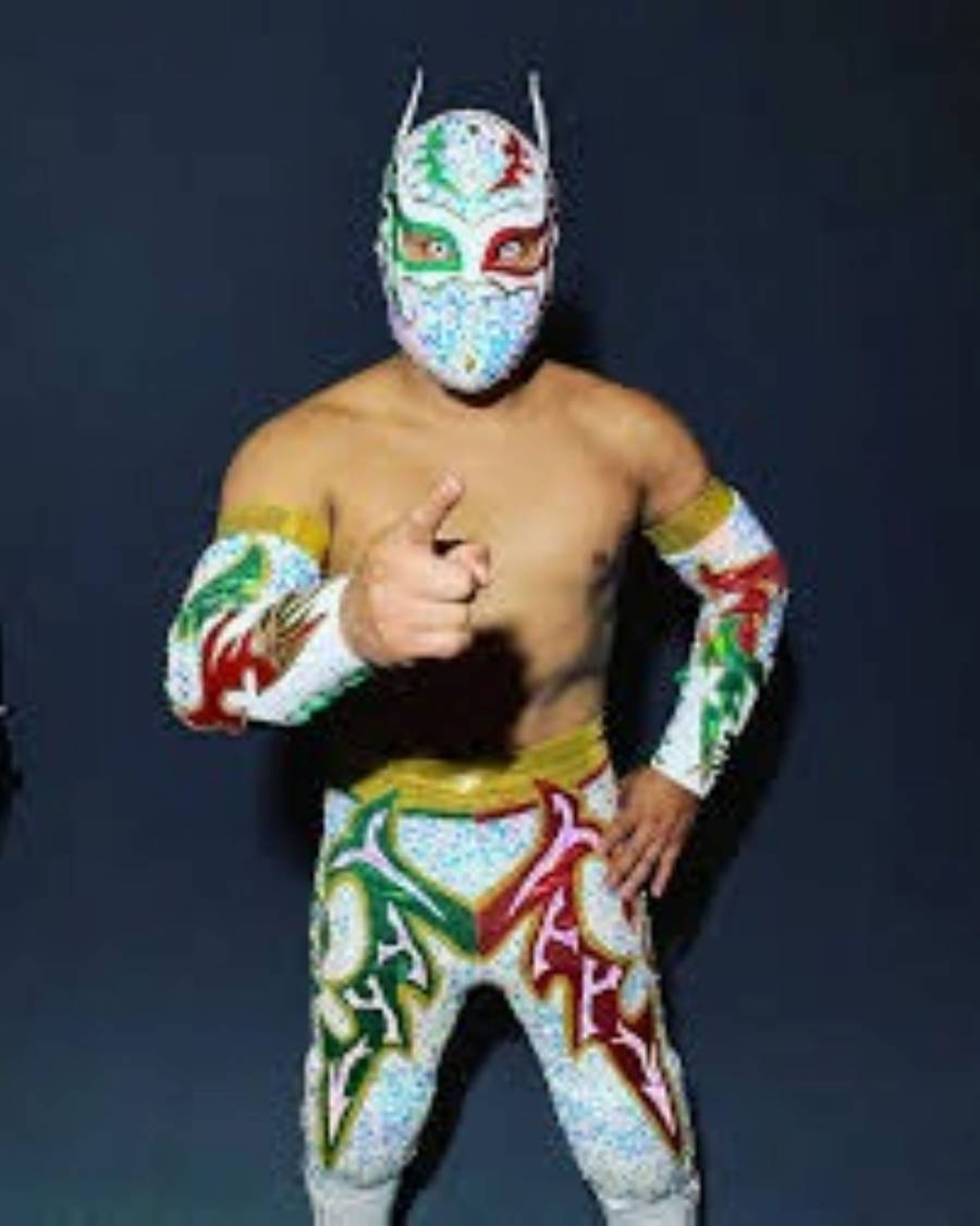 Luchadora Keyra denuncia la desaparición de su hijo tras ser retirado del hospital por su expareja, Myzteziz Jr.