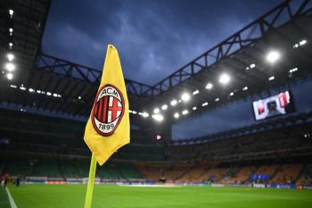 San Siro se queda sin final de la Champions League en 2027