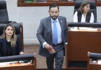 H&eacute;ctor Serrano elogia el liderazgo de Ricardo Gallardo en su Tercer Informe de Gobierno