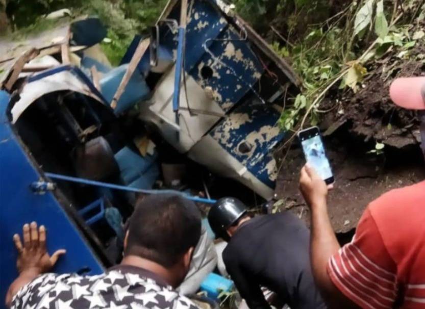 Accidente de autob&uacute;s en Venezuela deja cinco muertos, incluyendo tres menores de edad