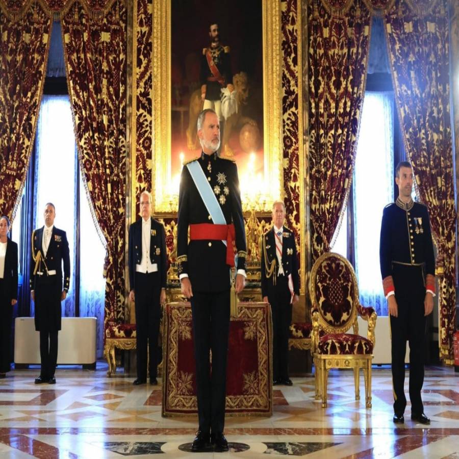 AMLO reitera apoyo a Sheinbaum al no invitar al Rey de España: “Estaban acostumbrados a ver a México como tierra de conquista”
