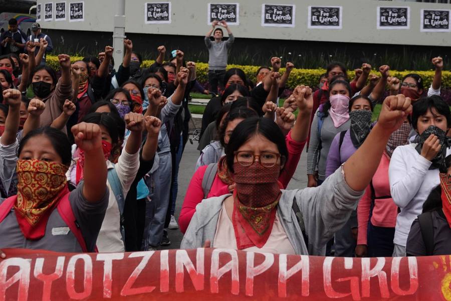A 10 años de Ayotzinapa: el calvario interminable de 43 familias