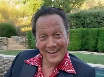 Rob Schneider lanza tremendo piropo a Luis Miguel