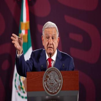 Sin legalidad resoluciones de jueces en paro de labores, dice AMLO; pide a Pi&ntilde;a pronunciarse sobre amparos sin fundamentos vs Reforma Judicial