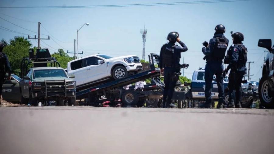 Jornada violenta en Sinaloa: enfrentamientos y bloqueos dejan varios muertos