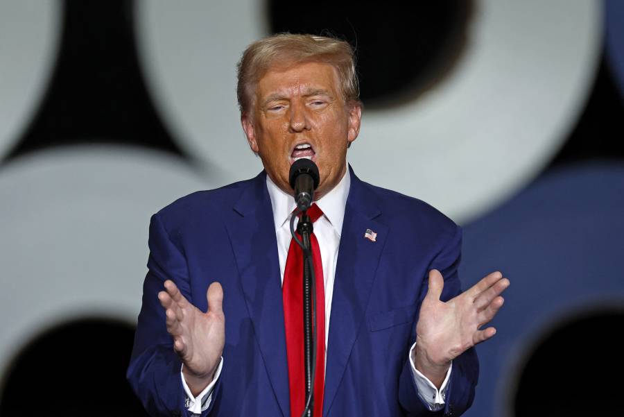 Trump amenaza con procesar a Google por mostrar solo 