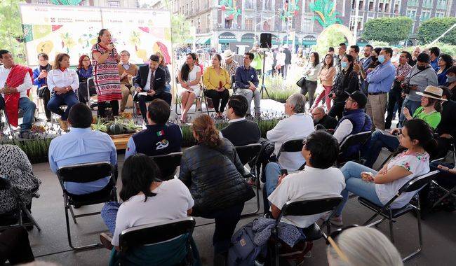 Ejidatarios de Texcoco impulsan reforma para proteger el ma&iacute;z nativo en la Feria del Ma&iacute;z y la Milpa