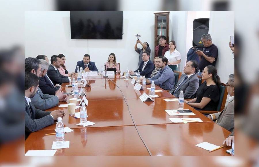 Se establece la Comisión de Desarrollo Económico y Social de la LXIV Legislatura