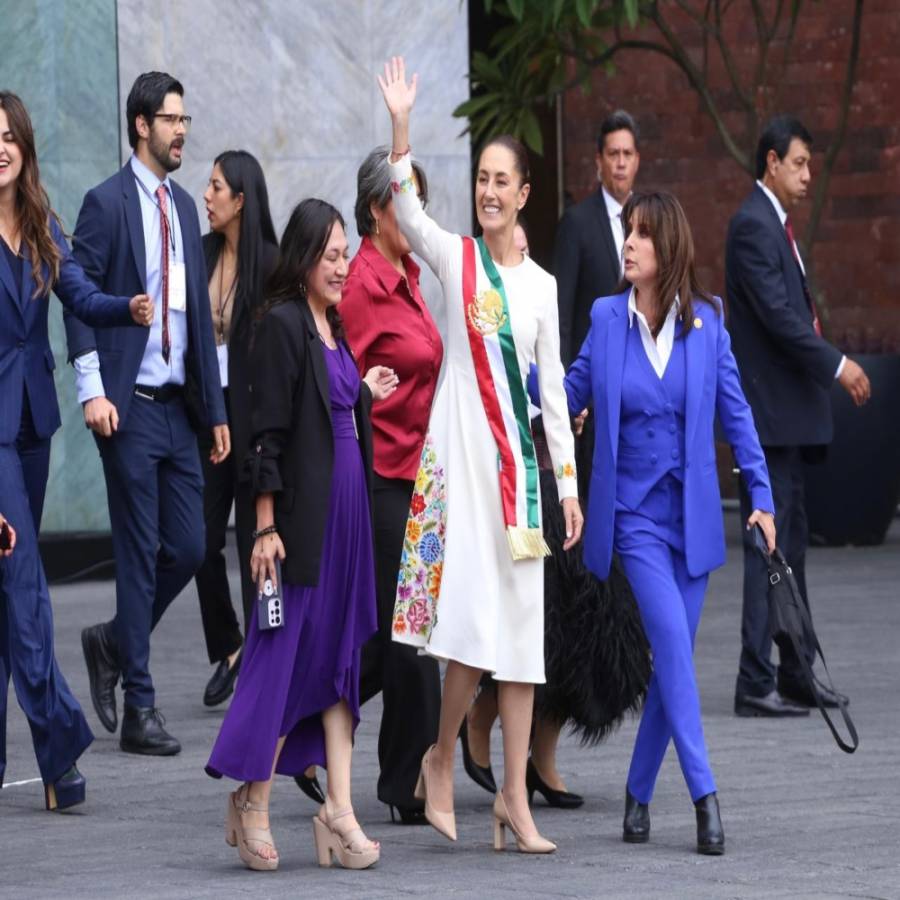 No aumentará gasolina, diésel, gas, luz, ni canasta básica en este nuevo sexenio