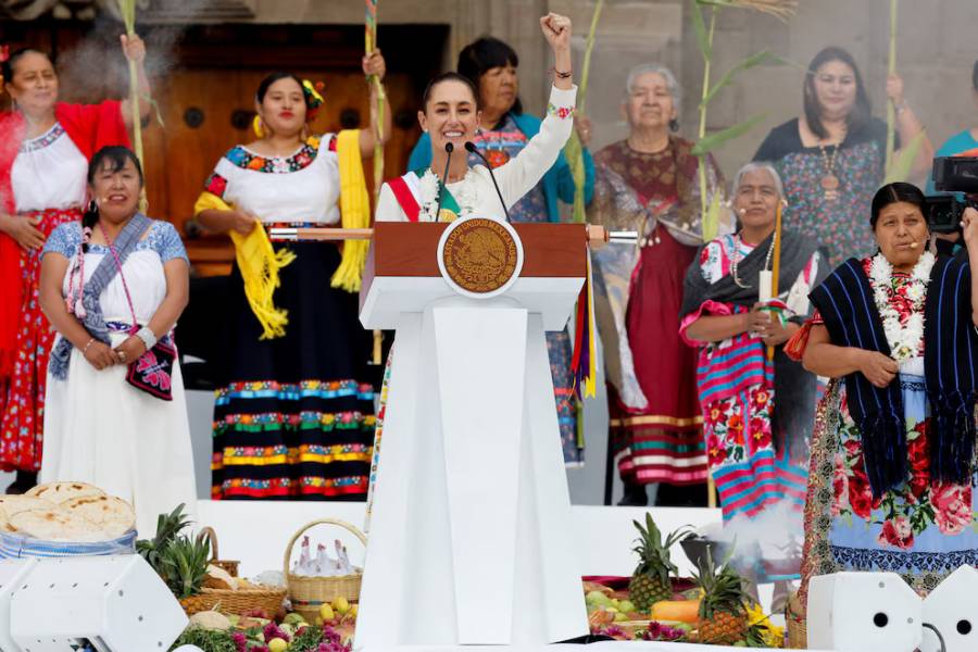 Claudia Sheinbaum anuncia compromisos clave tras recibir el bastón de mando
