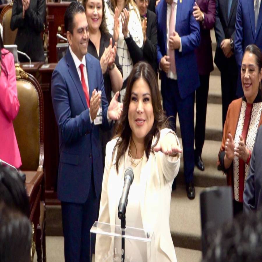 Lourdes Paz rinde protesta como alcaldesa de Iztacalco