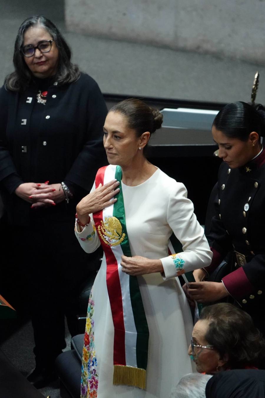 Por primera vez llegamos las mujeres a dirigir los destinos de México: Sheinbaum