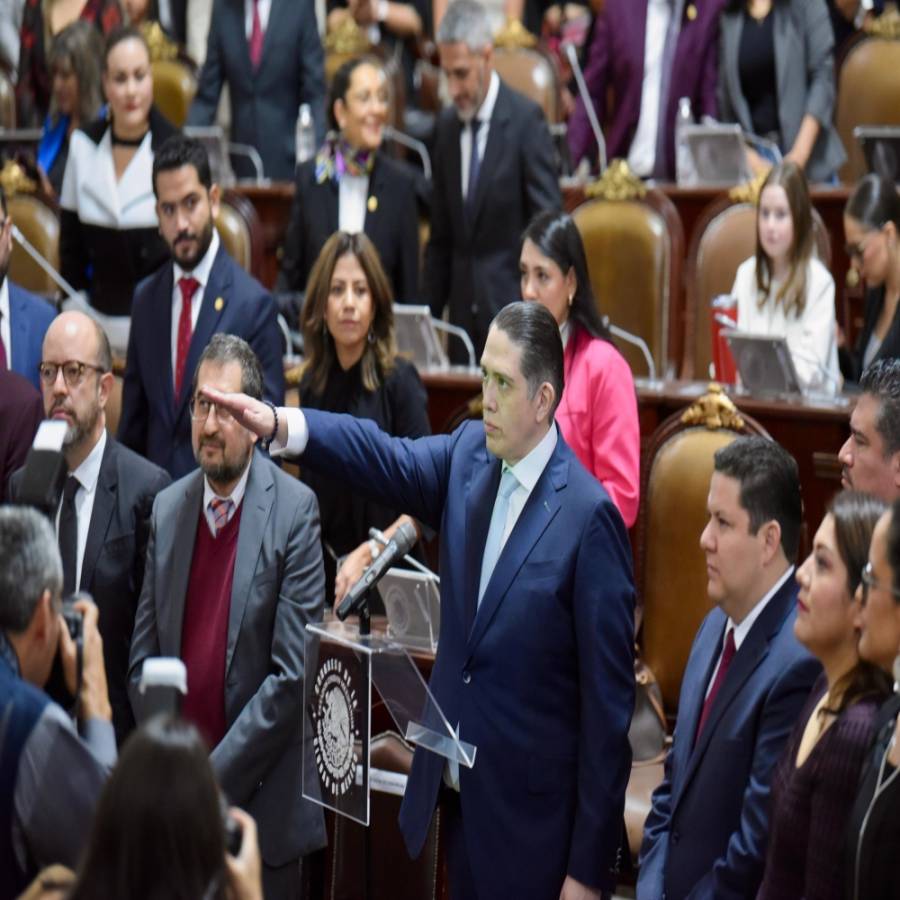 Luis Acevedo rinde protesta como alcalde de Benito Juárez