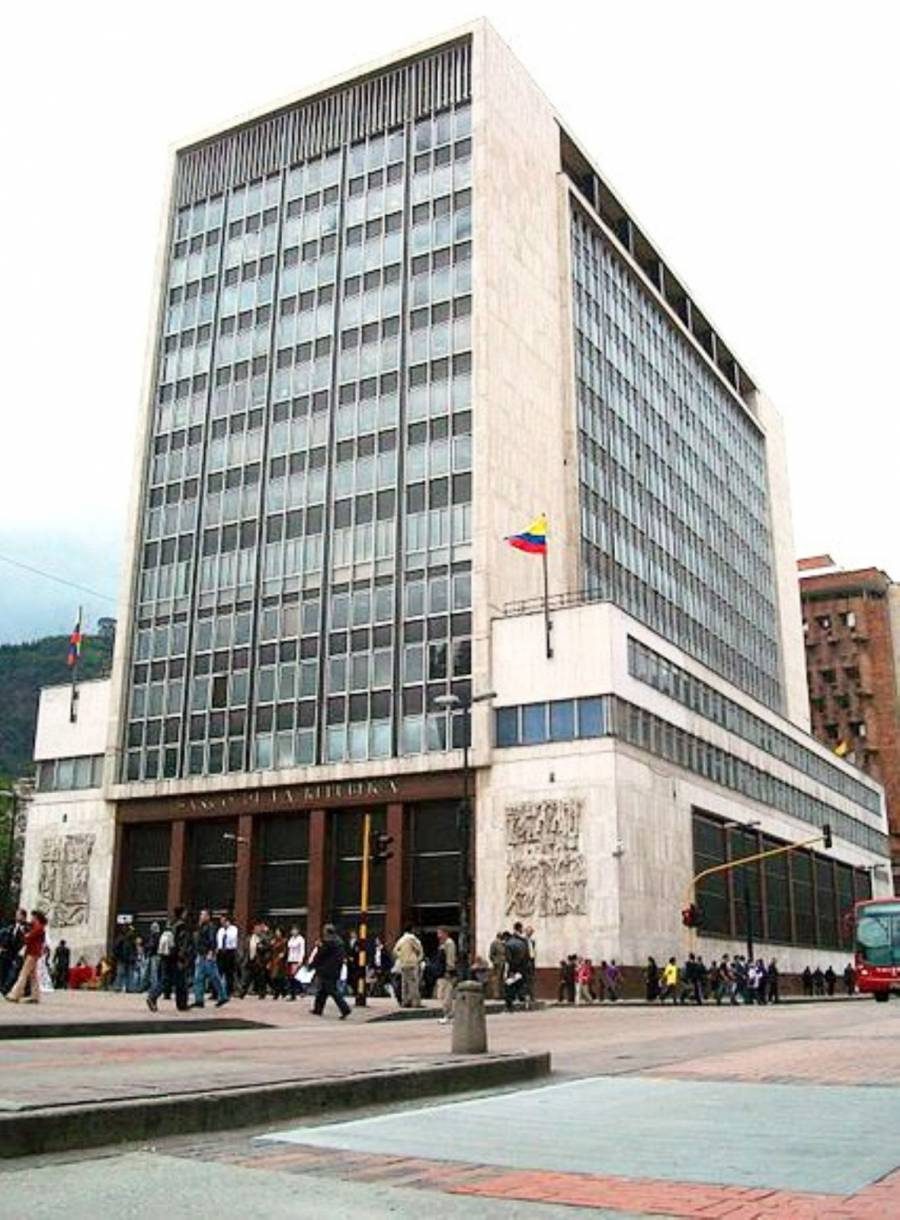 Banco de la república reduce tasas de interés, pero gobierno considera insuficiente la medida